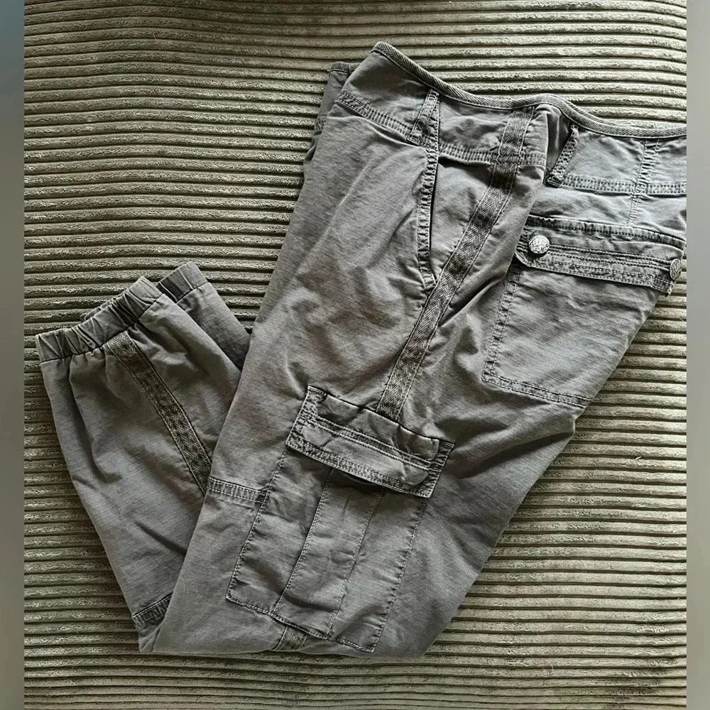 Prana Organic Cotton Cargo Joggers -Size 6 - Picture 8 of 12